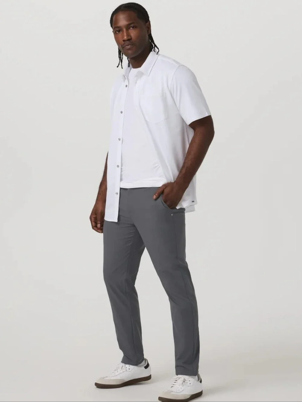 Vuori Cascade Tech Chino Pants Athletic Slim Fit In Charcoal Style V247 Size 34